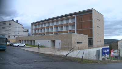 Edificio da residencia de maiores de Becerreá