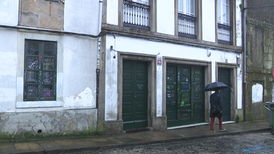 Imaxe da fachada do local de copas nocturno cara ao que a veciñanza dirixe as queixa polo ruído que se xera ao seu redor