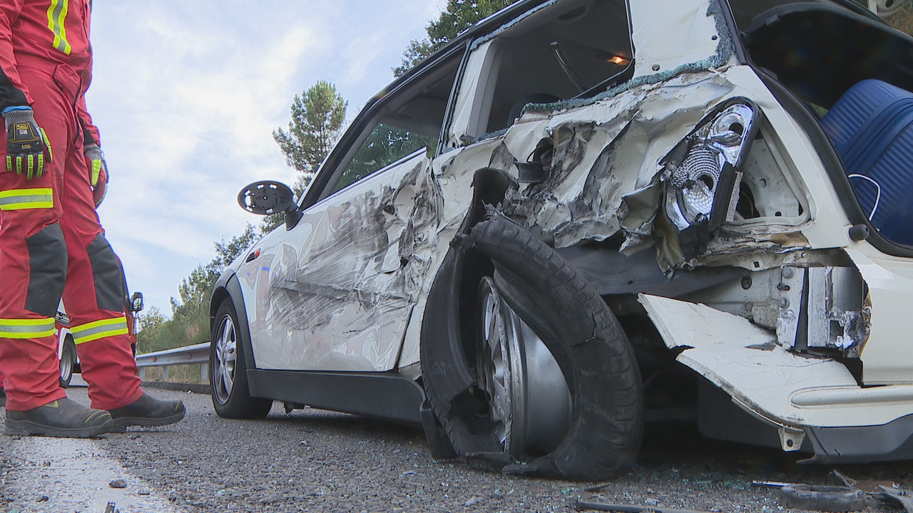 Vehículo implicado no accidente