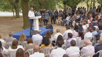 Rueda durante a intervención en Cerdedo-Cotobade no acto do PP