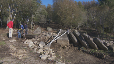 Escavación no dolmen da Veiga de Maus de Salas