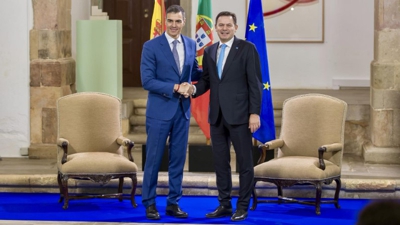 Pedro Sánchez e Luis Montenegro, no cumio de Faro (Alberto Díaz - Europa Press)