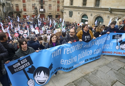 Cabeceira da marcha ao final do percorrido na Praza do Toural en Santiago