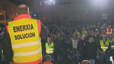 Concentración dos traballadores de Alcoa en San Cibrao (Cervo)