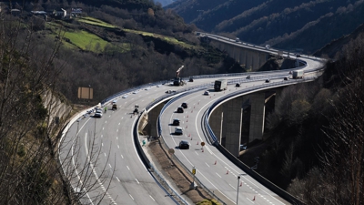 Vista do viaduto do Castro (EFE/ Eliseo Trigo)